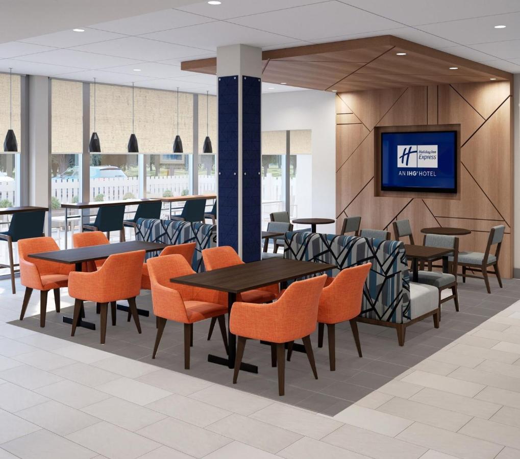 Holiday Inn Express - Sauk City By Ihg Prairie Du Sac Exterior photo